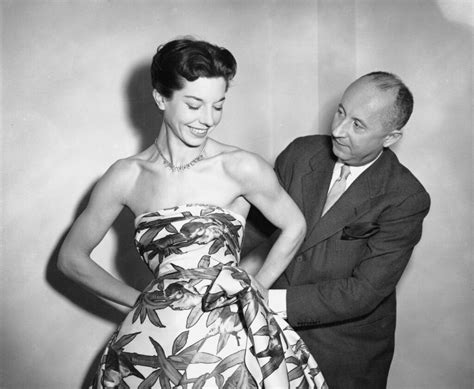 christian dior biografia en español|cristiana Dior.